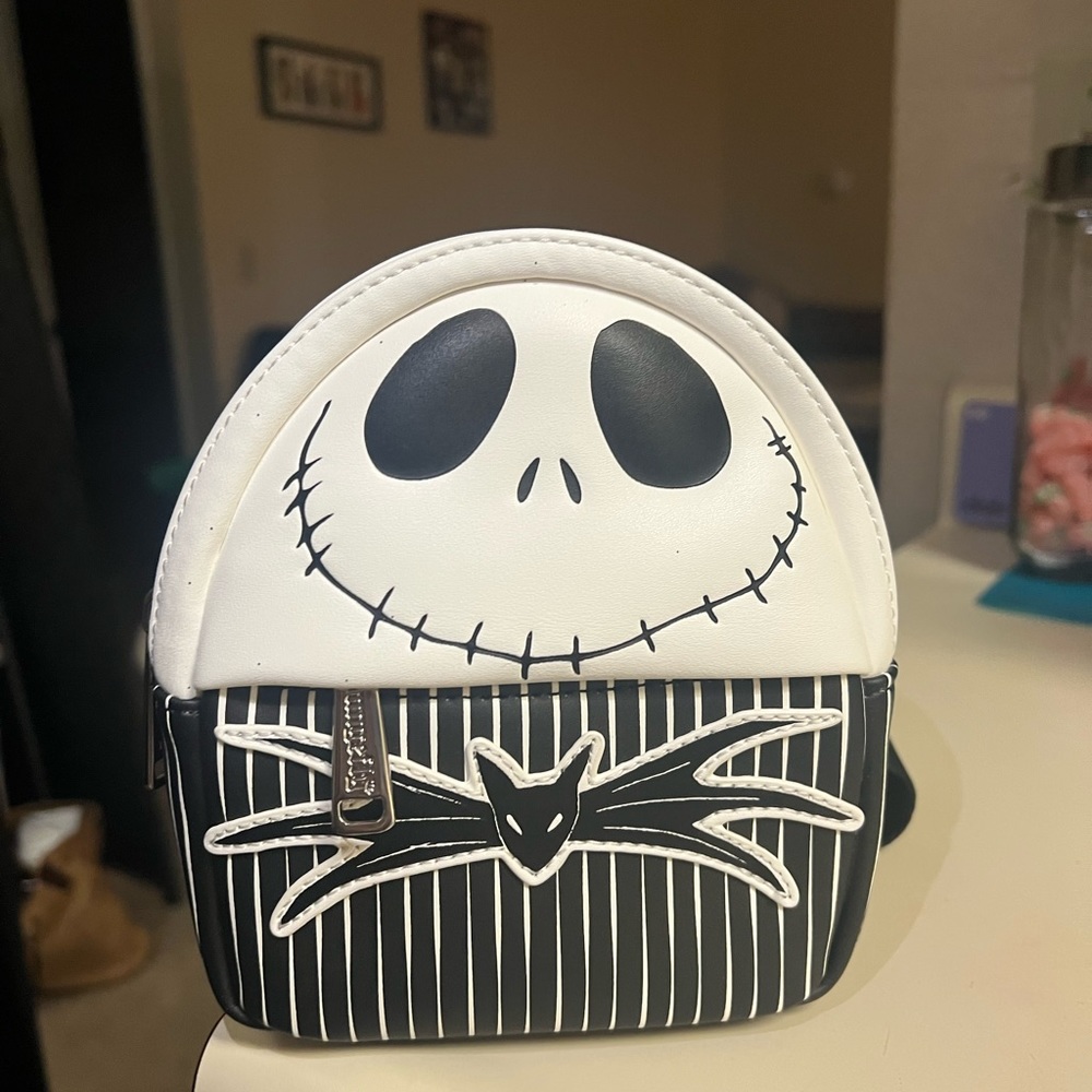 Lounge fly nightmare before Christmas